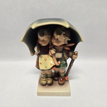 Goebel - Beeldje - Hummel #71 - Stormy Weather - TMK2 -