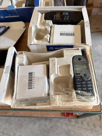 Motorola Grote partij van 17 vintage mobiele telefoons –