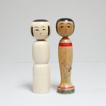 Traditionele Japanse kokeshi-poppen ×2: gemaakt door