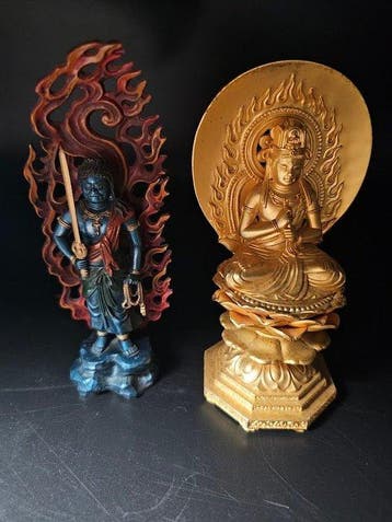 Buddhist Statuettes by Shuun Makita () – Dainichi Buddha