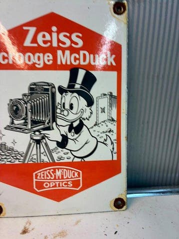 Zeiss Scrooge McDuck Optics – emaille reclamebord - Enseigne, TV, Hi-fi & Vidéo