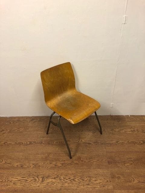 Gebruikte Stapelbare Schoolstoel - S3231- Vintage/Café, Huis en Inrichting, Stoelen, Ophalen