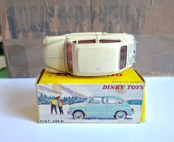 Dinky Toys 1:43 - Voiture miniature - Fiat 600 D - Boîte, Hobby & Loisirs créatifs