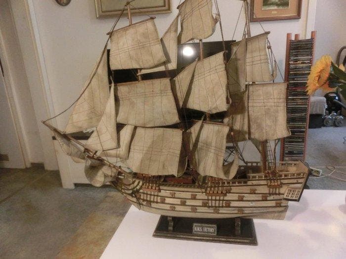 HMS VISTORY Niet op schaal - Modelschip - Goed, Hobby & Loisirs créatifs, Voitures miniatures | 1:5 à 1:12