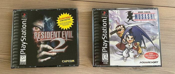 Sony - Playstation 1 (PS1) - Resident Evil 2 + Brave Fencer, Games en Spelcomputers, Spelcomputers | Overige Accessoires