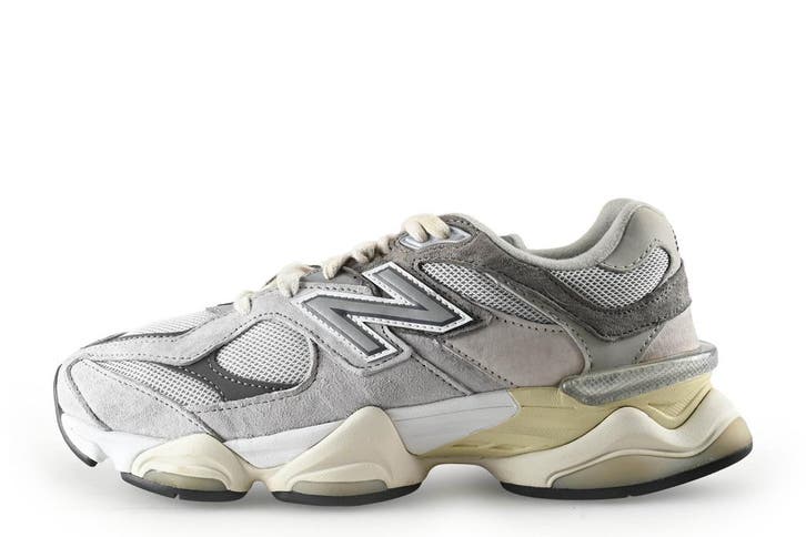 New Balance Sneakers in maat 40 Grijs, Vêtements | Femmes, Chaussures, Envoi