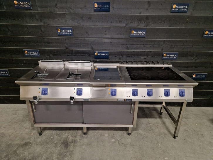 Kooklijn | baklijn | Electrolux | 4-pits inductie fornuis |, Articles professionnels, Horeca | Équipement de cuisine
