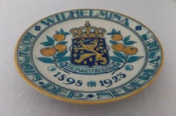 De Porceleyne Fles, Delft - A. J. Burghoorn - Assiette -