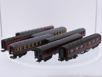 Schaal 00/H0 Jouef 454, Lima 9321, 305323, 5016 en Rivaro..., Ophalen of Verzenden, Overige typen