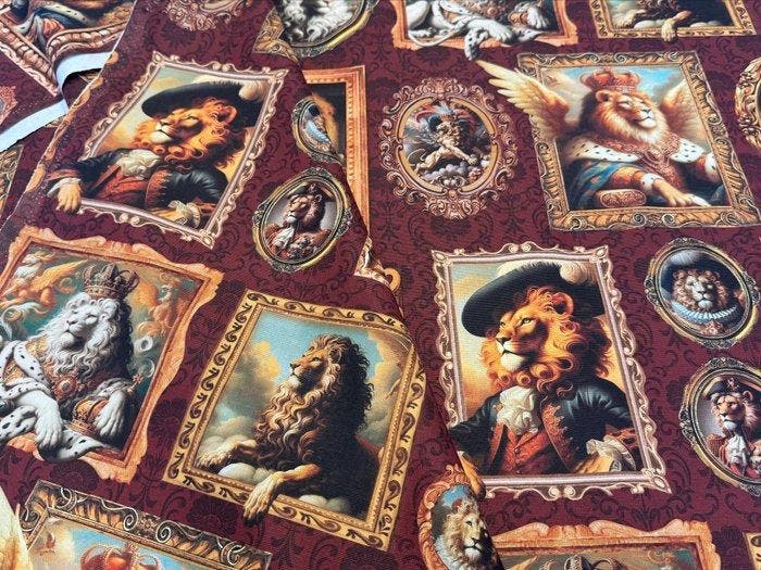 Koninklijke Galerij der Geïllustreerde Leeuwen - Meubelstof, Antiek en Kunst, Antiek | Tapijten, Tafelkleden en Textiel