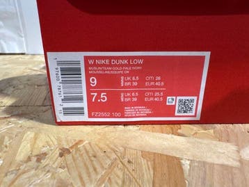 Nike - Dunk Low - Sneakers - Maat: EU 40.5 - Nieuw met tags