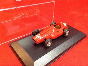 F.D.S. - made in Italy 1:43 - Voiture de course miniature -