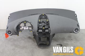 Dashboard Opel Corsa O77682