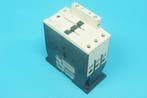 Klockner Moeller DILM(C)40 DIM40 3 pole power contactor, Bricolage & Construction, Ophalen of Verzenden