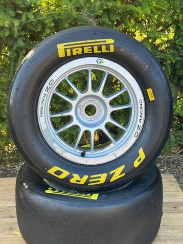Wiel compleet met band - Pirelli -O.Z - *** NO RESERVE ***, Nieuw