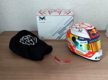 Max Verstappen 1:2 - Modelauto - Helm seizoen 2019 - Limited, Nieuw
