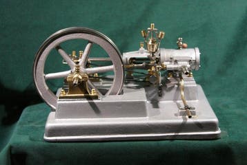 Stoommachine - Gietijzer, Messing - 1960-1970 - Stoommachine