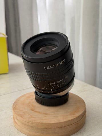 Lensbaby Velvet 56mm f/1.6 Lens for FUJIFILM X Cameralens, Audio, Tv en Foto, Nieuw