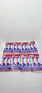 NBA Hoops - 8 Sealed packs + 1 bonus Blisterverpakking, Verzamelen, Nieuw