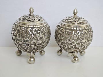 Salière et poivrière (2) - KUTCH - Argent 925 - Kutch indien