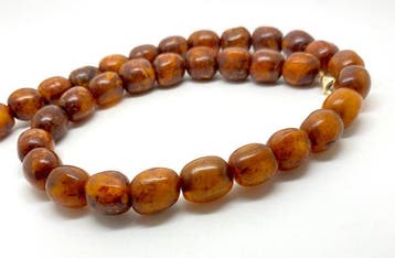 Oud Baltisch amber kralenketting met gouden sluiting, 42,1 g, Antiek en Kunst