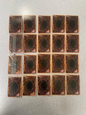 Konami - 20 Mixed collection - Yu-Gi-Oh!