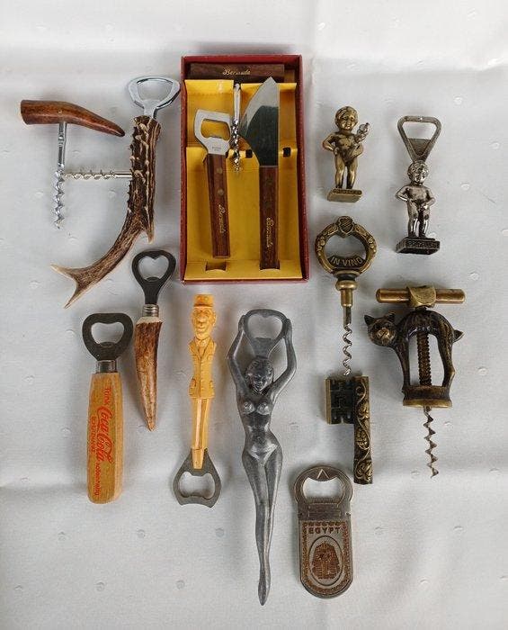 Collection thématique - ouvre-bouteille et tire-bouchon, Antiek en Kunst, Antiek | Speelgoed