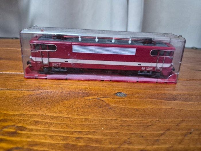 Jouef H0 - Locomotive électrique (1) - SNCF Capitole BB 9288, Hobby & Loisirs créatifs, Trains miniatures | HO