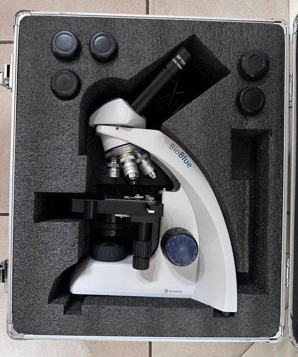 Monocular compound microscope - 1211385 - 2020+ - Nederland, Collections, Appareils photo & Matériel cinématographique