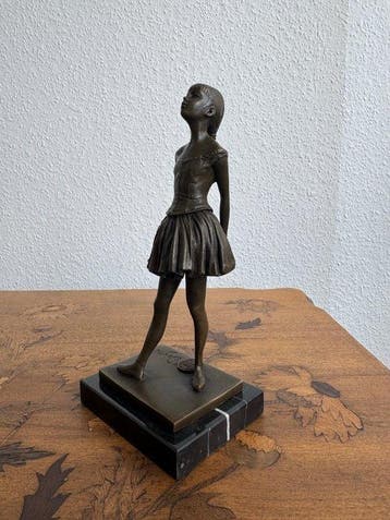 Edgar Degas (1834-1917) - after - sculptuur, “Little Dancer