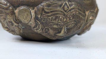 AVedic Vaani Nandi Lota, rituele pot, - Messing - India -