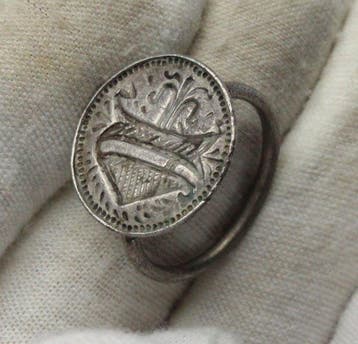 Middeleeuwen, kruisvaardersperiode Zilver Ring met
