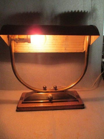 MANUFRANCE - Lampe - Art Déco. Lampe de bureau orientable.