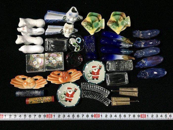 Japanese - Beeld, Bulk Lot of 35 Vintage Japanese Porcelain, Antiek en Kunst, Antiek | Speelgoed