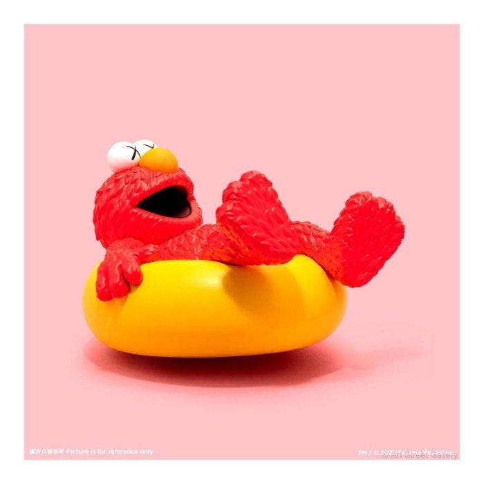 Kaws (1974) - KAWS × Sesame Street — Elmo Ballon Vinyle, Antiek en Kunst, Kunst | Designobjecten