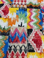 Stof met etnische/tribale geometrische motieven in dubbele, Antiek en Kunst