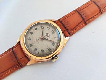 Philippe Presicion - France Antichoc gold plated mens -
