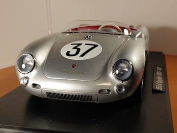 KK-Scale 1:18 - Model raceauto - Porsche 550A Spyder #37 24h