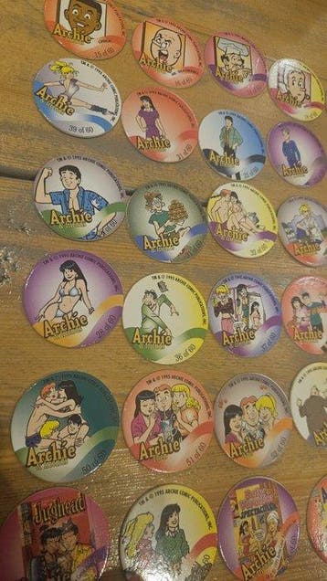 Collection de souvenirs - Archie POGS