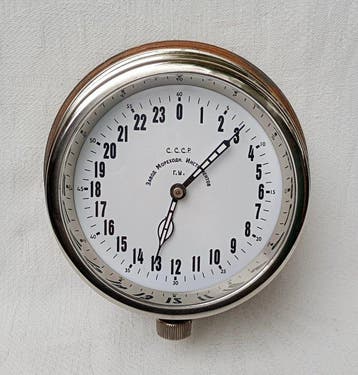 Scheepsklok - USSR. Plant of Nautical Instruments - -