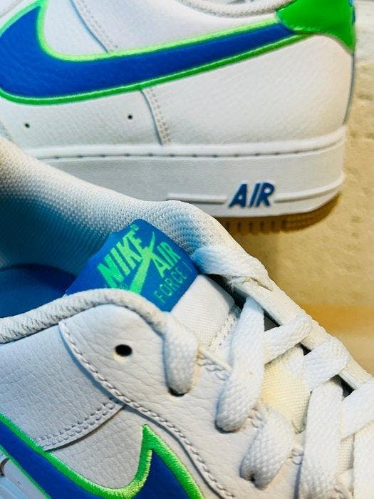 Nike - Air Force White Poison Green P44 - Sneakers - Maat:, Kleding | Heren, Schoenen