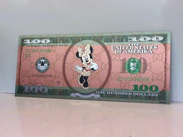 Rob VanMore - The Dollar by Gucci x Minnie XL