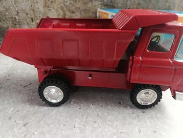Bandai - Voiture miniature - Hercules Dump Truck - Bandai