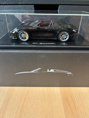 Spark 1:18 - Voiture miniature - Porsche 911 Speedster