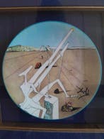 Limoges - Salvador Dalí (after) - Plat (2) - Porcelaine -, Antiquités & Art