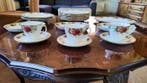 H. Aynsley & Co. Ltd - Service de table (21) - Porcelaine