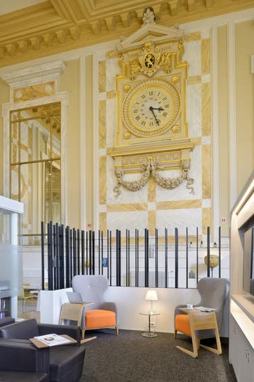 Coworkingruimte in Railway Station - Regus Express, Verzenden