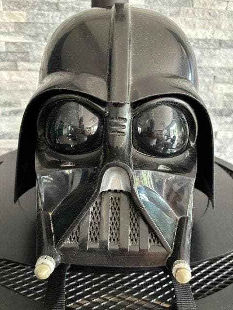 Star Wars - George Lucas - Darth Vader helmet with Sound, Verzamelen, Film en Tv