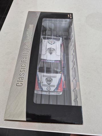 Sunstar 1:18 - Model sportwagen - Lancia Delta Integrale HF