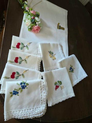 Vintage Lindhorst „Tutti Frutti“ Tischwäsche-Set: Große